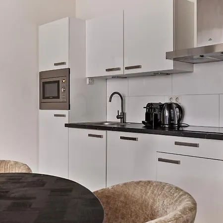 Cozy & Location! * Ρότερνταμ