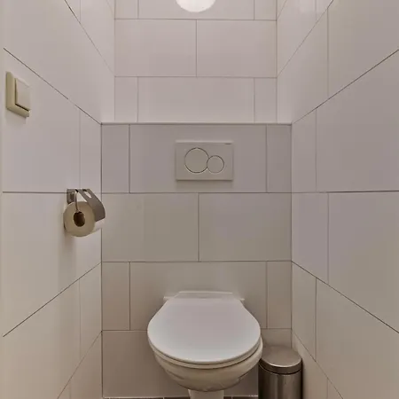 Cozy & Location! Ρότερνταμ