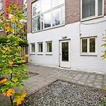 Cozy & Location! 아파트