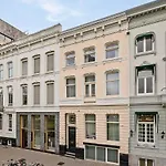 아파트 Cozy & Location! 로테르담