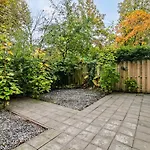 Cozy & Location!